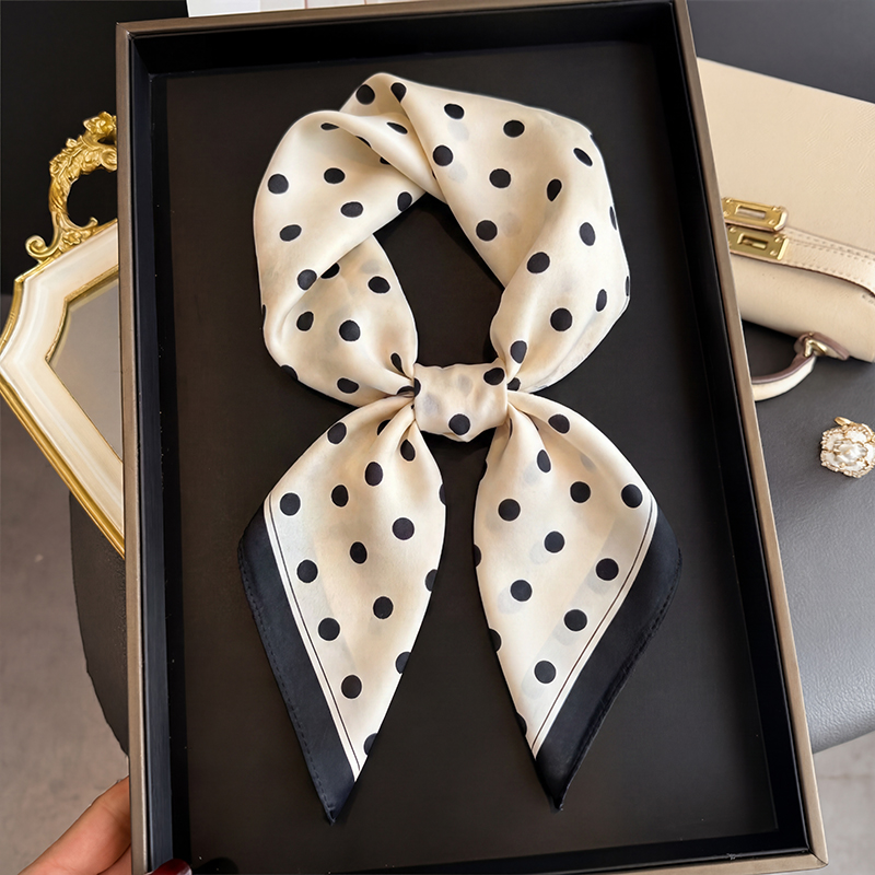 Vintage Polka Dot Print Square - Vintage Fashion Hijab 评论和价格