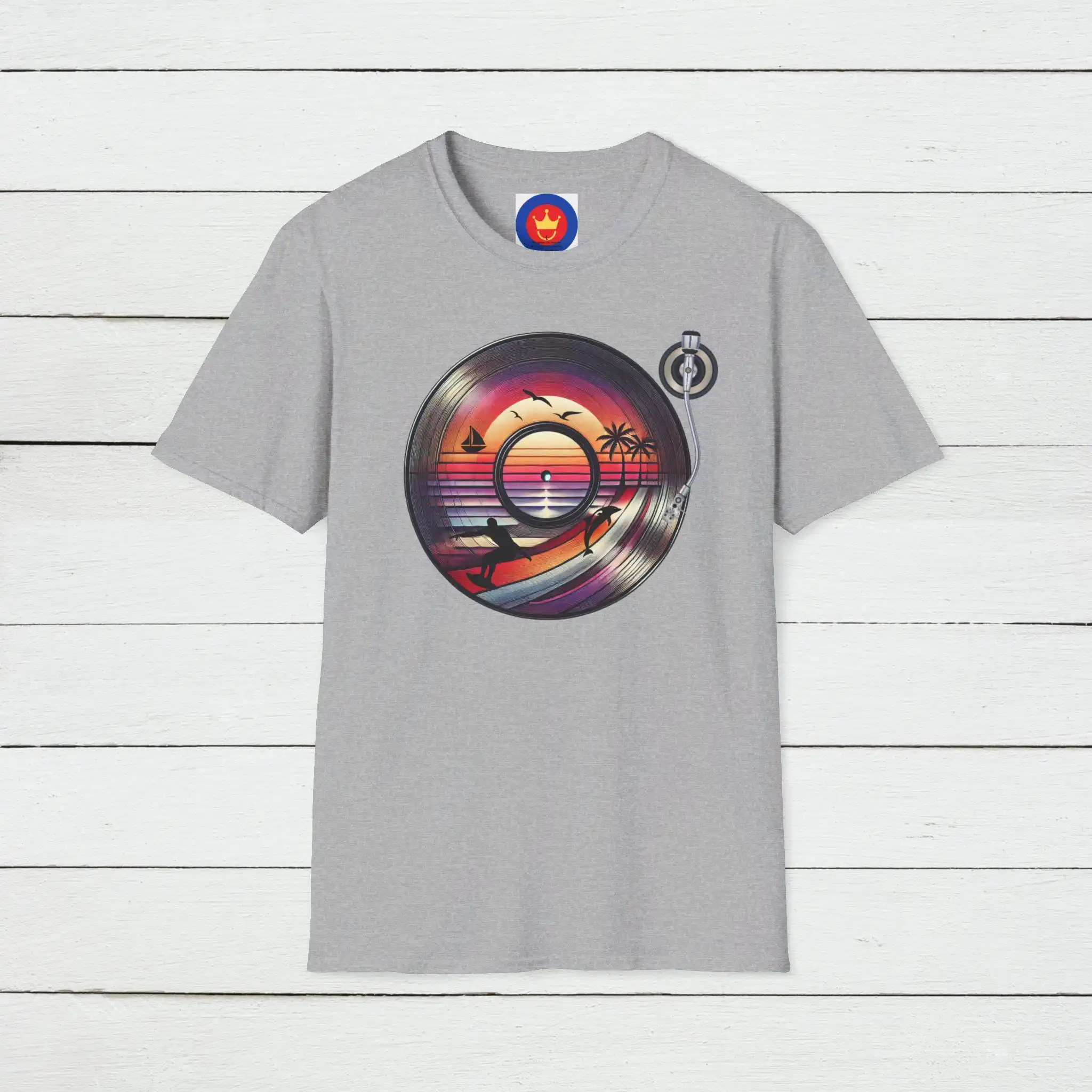 Retro Beach Vinyl T Shirt Vint - Vintage Vibes Fashion 评论和价格