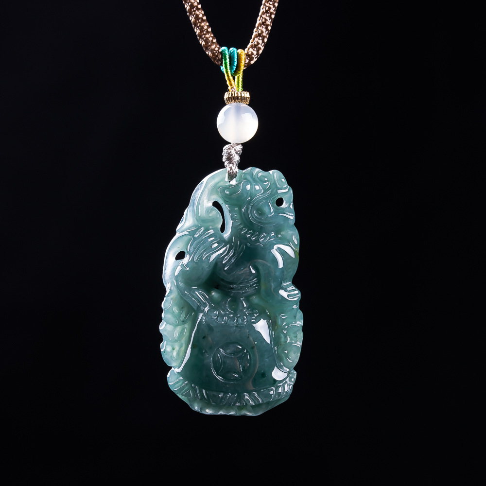Burmese Jadeite Pixiu Pendant  - Vintage Fashion Women 评论和价格